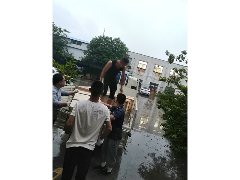 发货现场